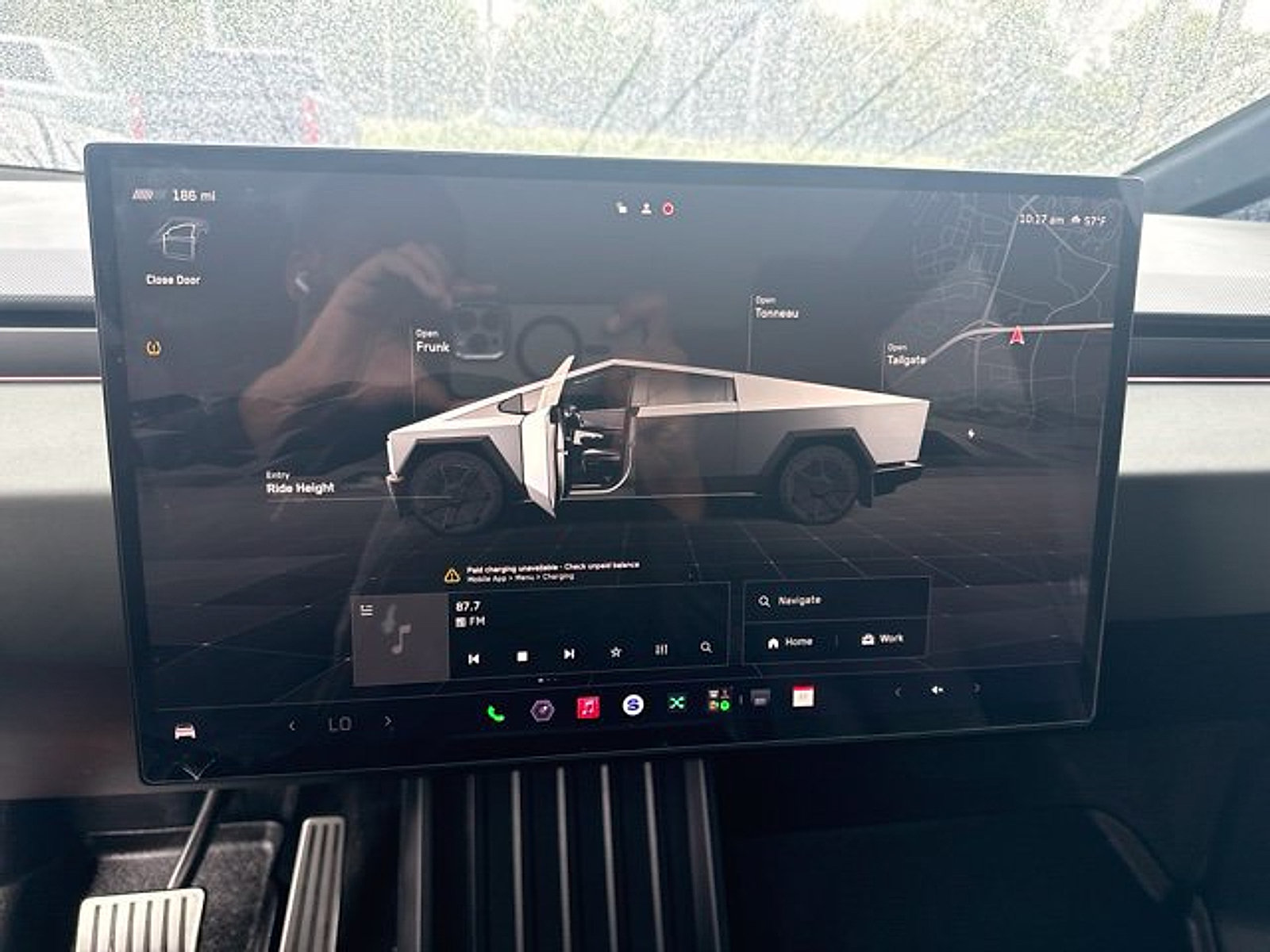 Used 2025 Tesla Cybertruck AWD Crew Cab image 15