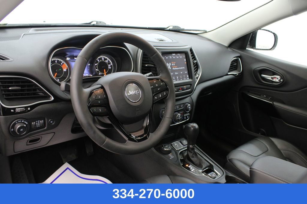 Used 2023 Jeep Cherokee Altitude Lux w/ Lux Elite Package image 17