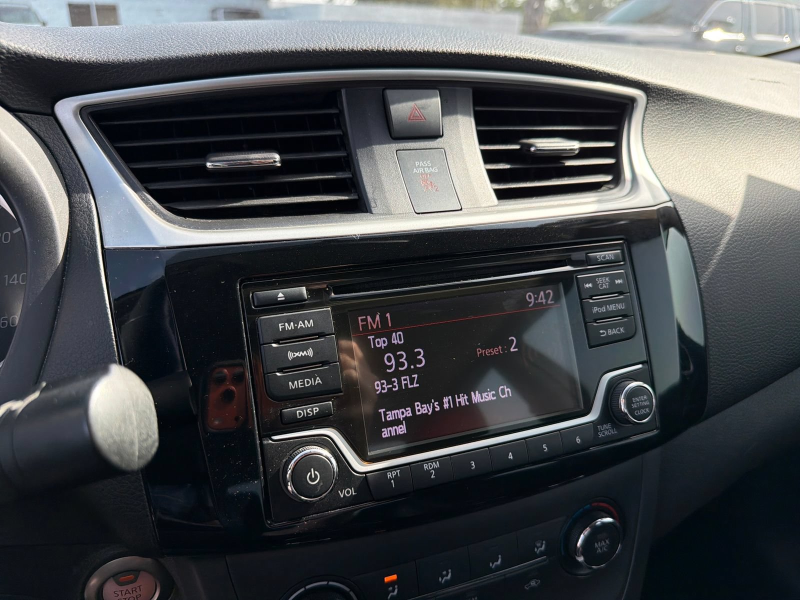 Used 2017 Nissan Sentra SV FWD image 21
