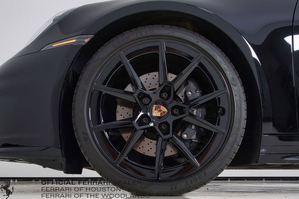Used 2025 Porsche 911 Carrera image 21