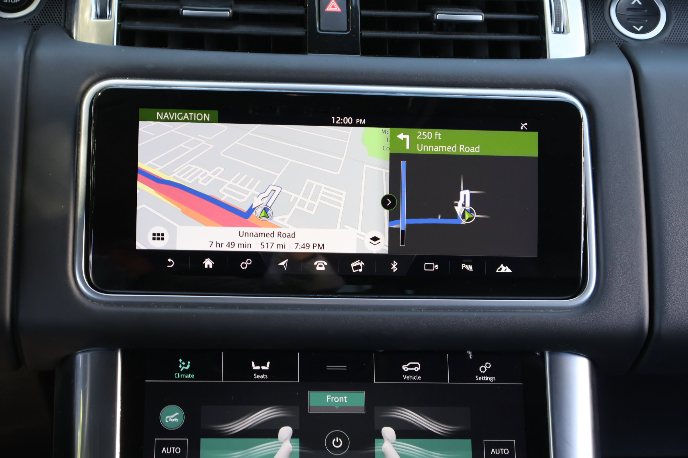 Used 2021 Land Rover Range Rover Sport HSE Dynamic image 3