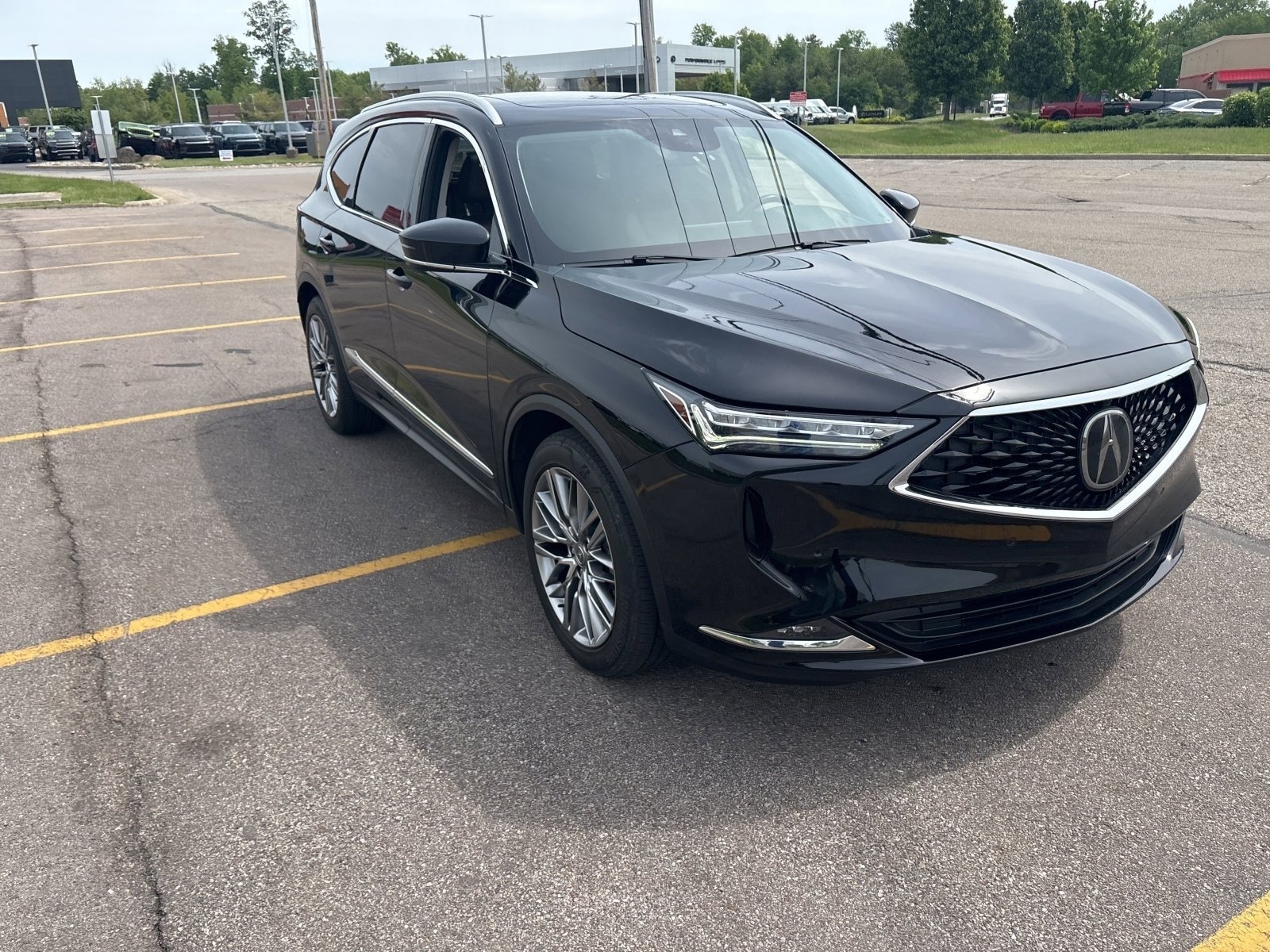 Used 2023 Acura MDX SH-AWD w/ Advance Package image 19