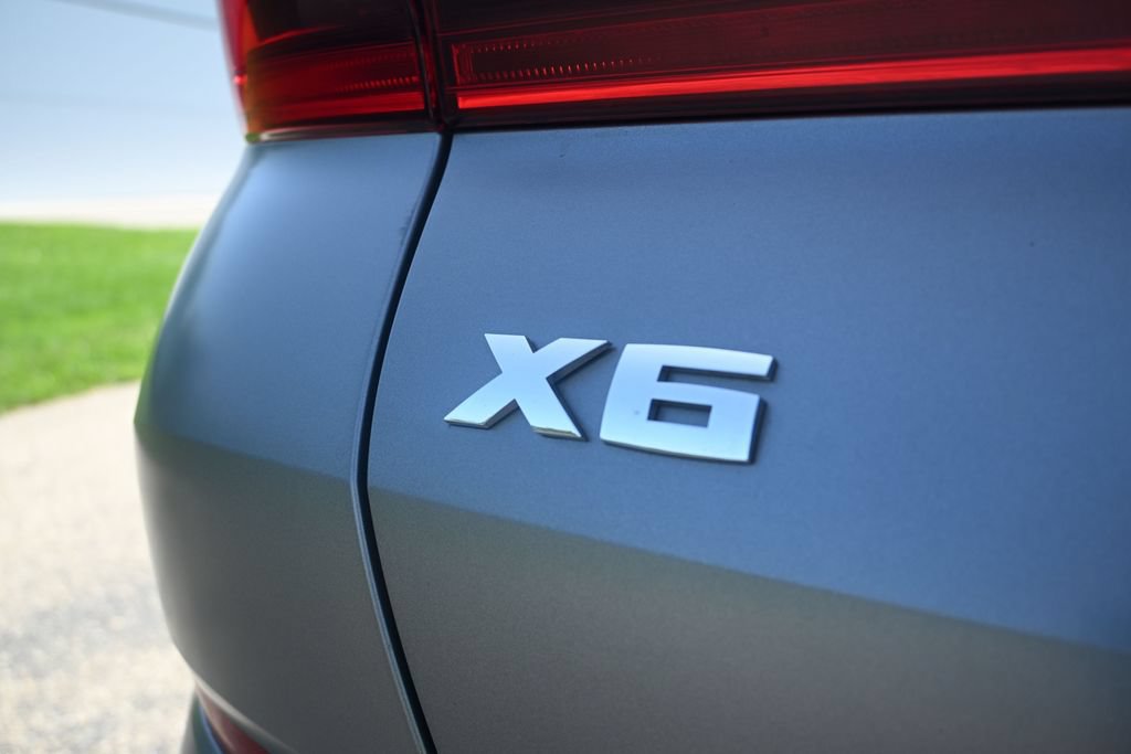 Used 2024 BMW X6 M60i AWD/4WD image 18