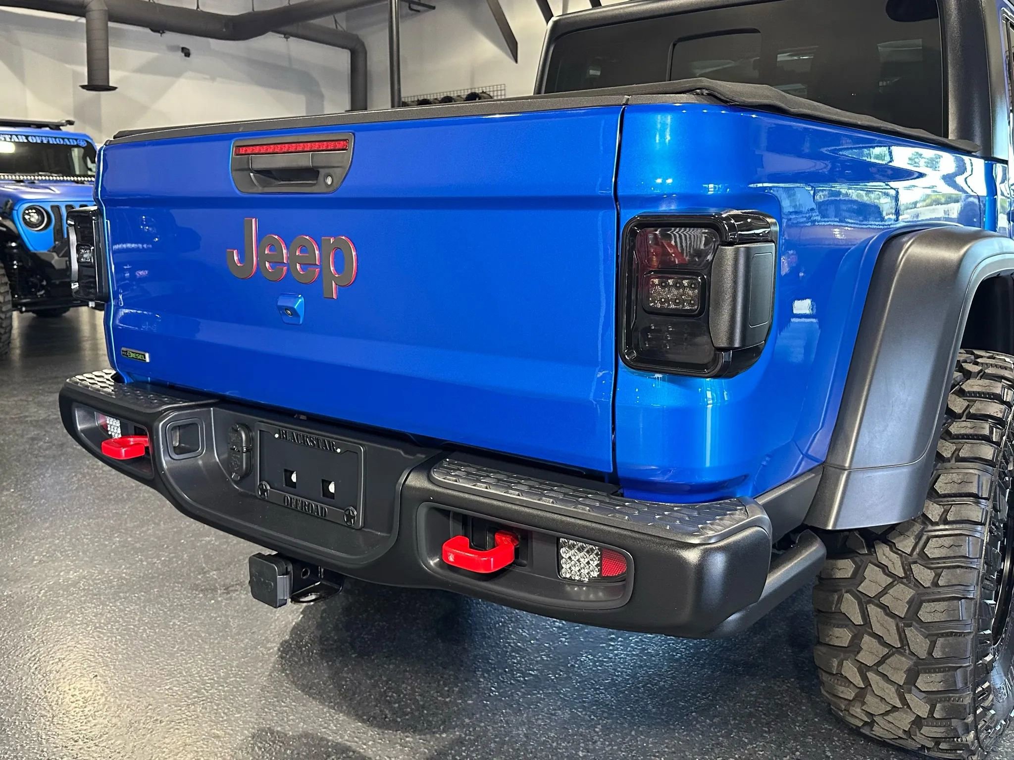 Used 2021 Jeep Gladiator Rubicon w/ Cold Weather Group AWD/4WD image 16