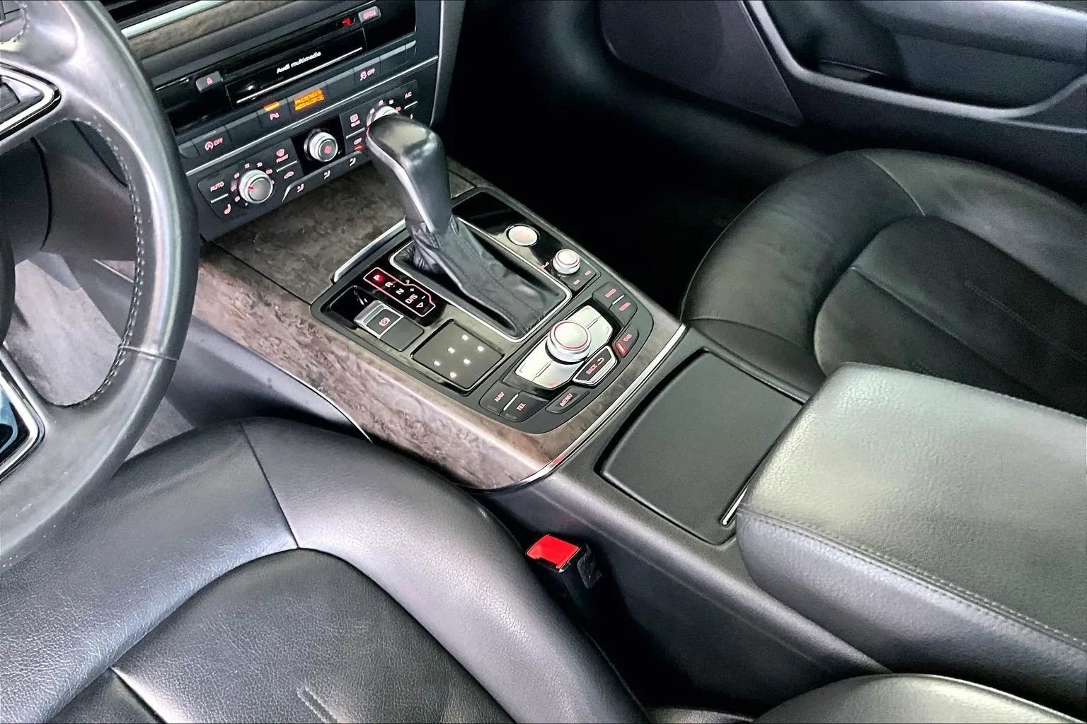 Used 2018 Audi A6 2.0T Premium w/ 20" Black Optic Package image 15