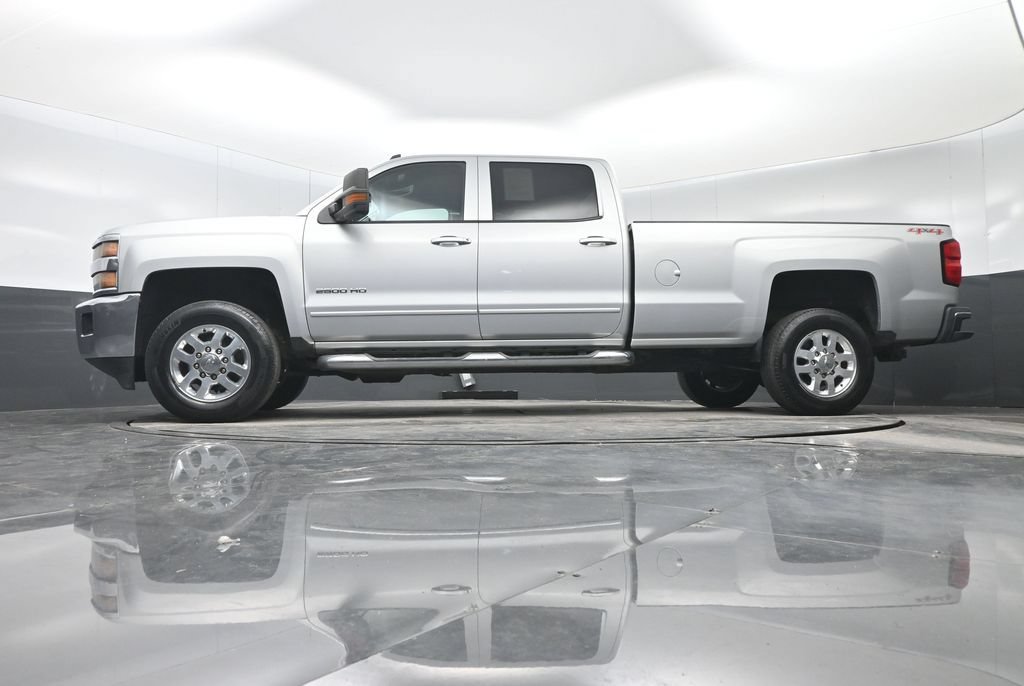 Used 2015 Chevrolet Silverado 2500 LT w/ LT Convenience Package AWD/4WD image 28