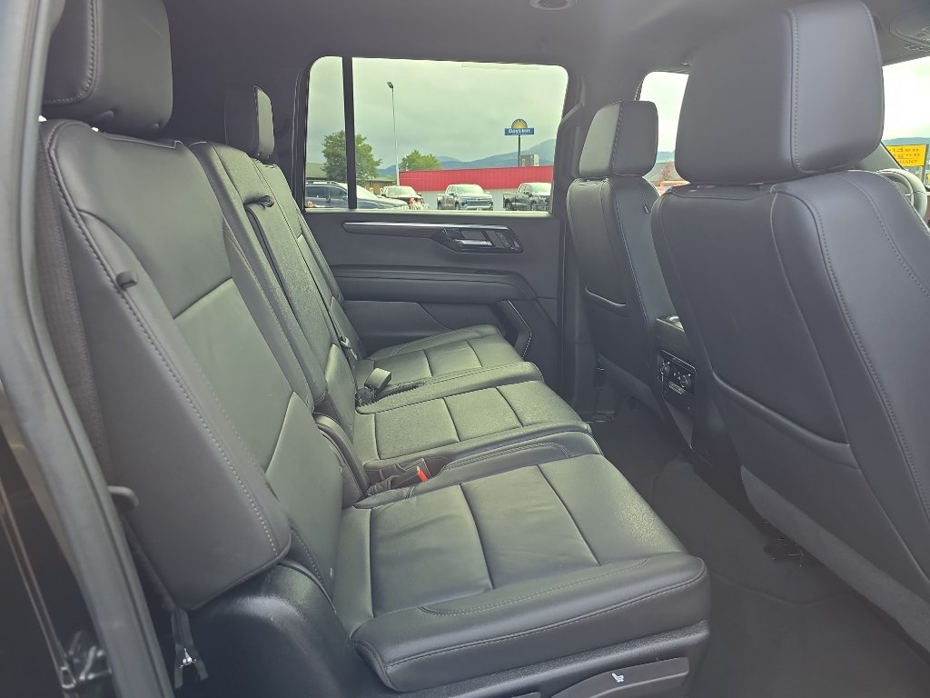 Certified 2025 Chevrolet Suburban Z71 AWD/4WD image 25