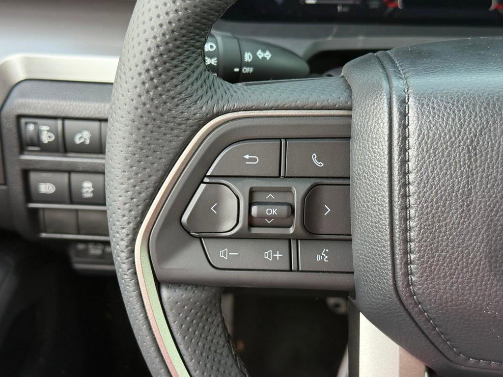 New 2025 Toyota Tacoma TRD Sport image 12