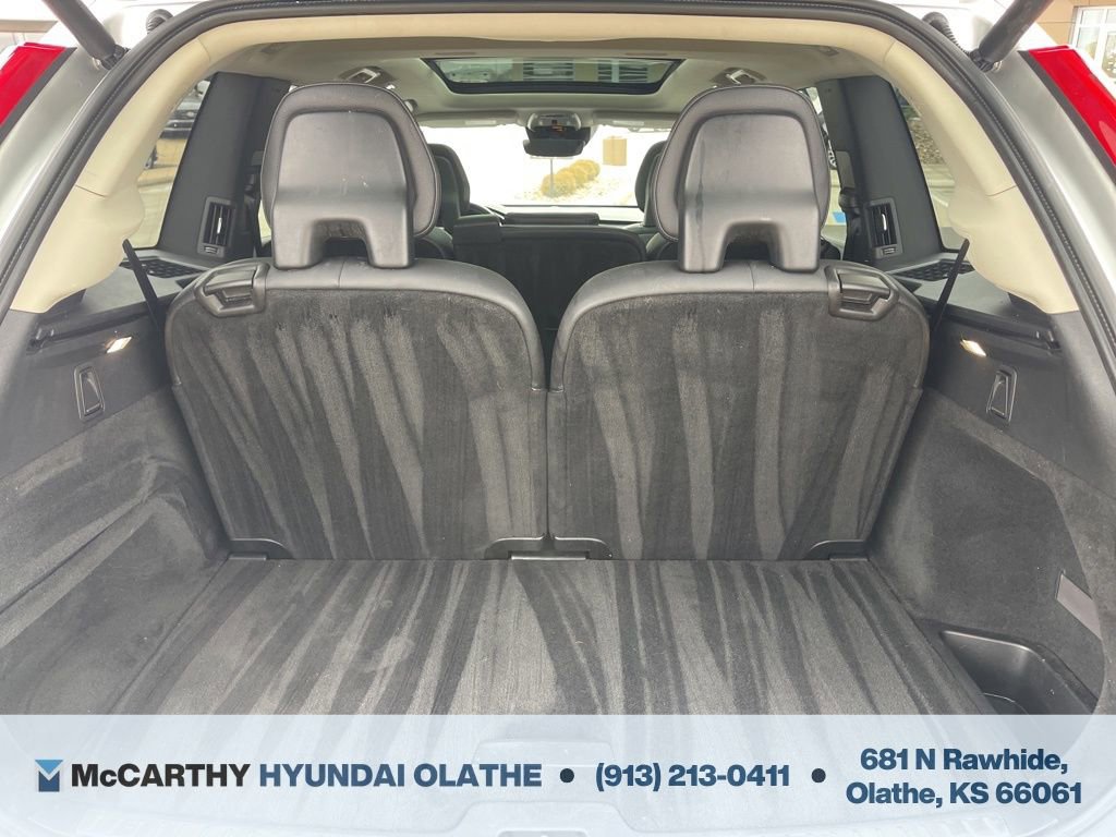 Used 2016 Volvo XC90 T6 Momentum w/ Momentum Plus Package AWD/4WD image 23