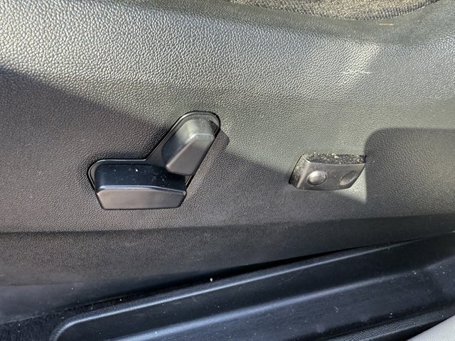 Used 2017 Dodge Grand Caravan SE image 22