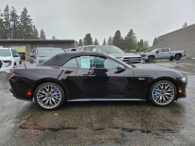 Used 2024 Ford Mustang GT Premium image 3