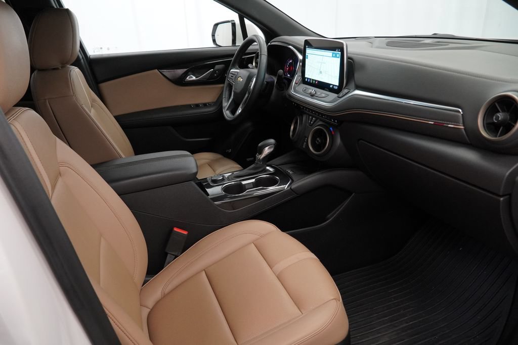 Used 2025 Chevrolet Blazer Premier w/ Driver Confidence II Package AWD/4WD image 29