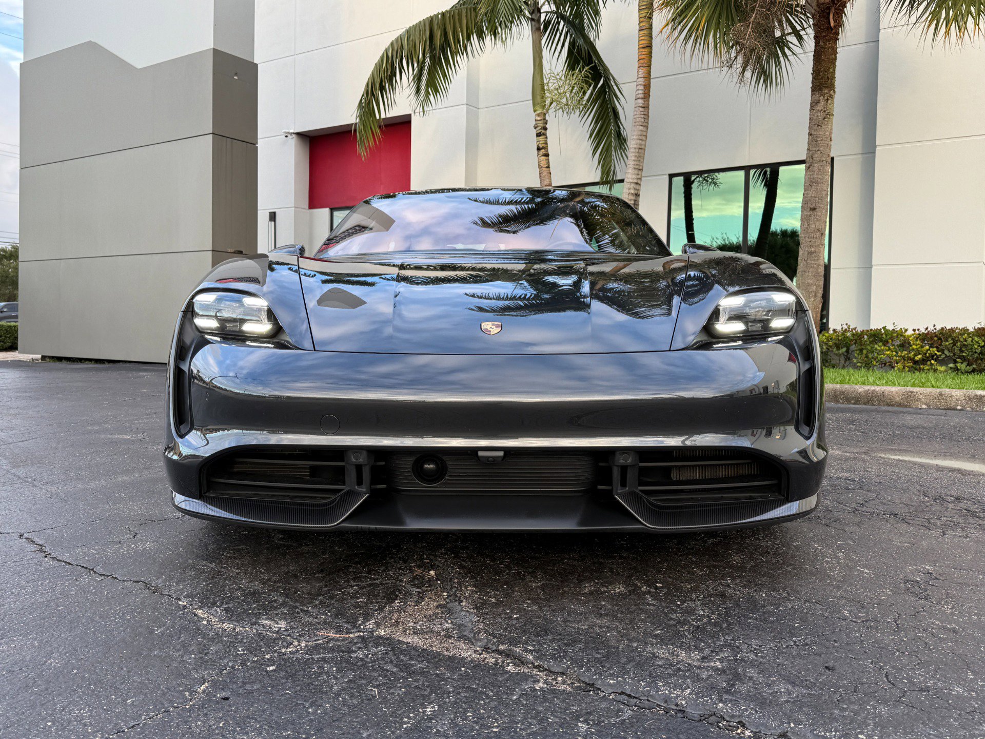 Used 2020 Porsche Taycan Turbo S image 7