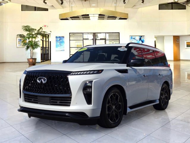 Certified 2026 INFINITI QX80 4WD image 1