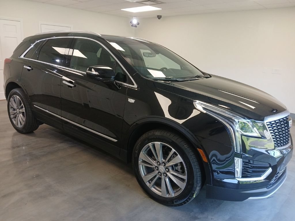 Certified 2025 Cadillac XT5 Premium Luxury w/ Technology Package