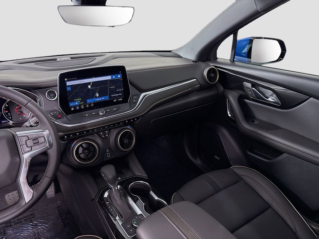 Certified 2025 Chevrolet Blazer Premier w/ Driver Confidence II Package AWD/4WD image 29