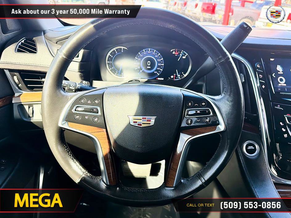Used 2016 Cadillac Escalade Luxury AWD/4WD image 24