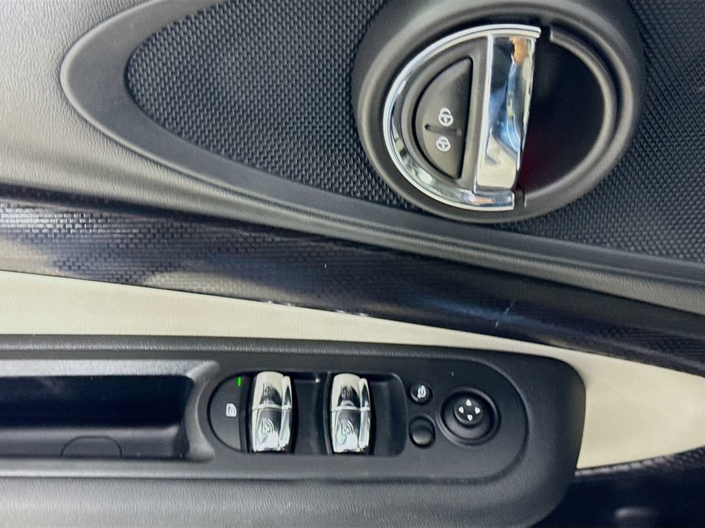 Used 2016 MINI Cooper Clubman S FWD image 19