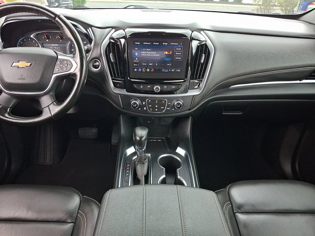Used 2023 Chevrolet Traverse LT AWD/4WD image 16