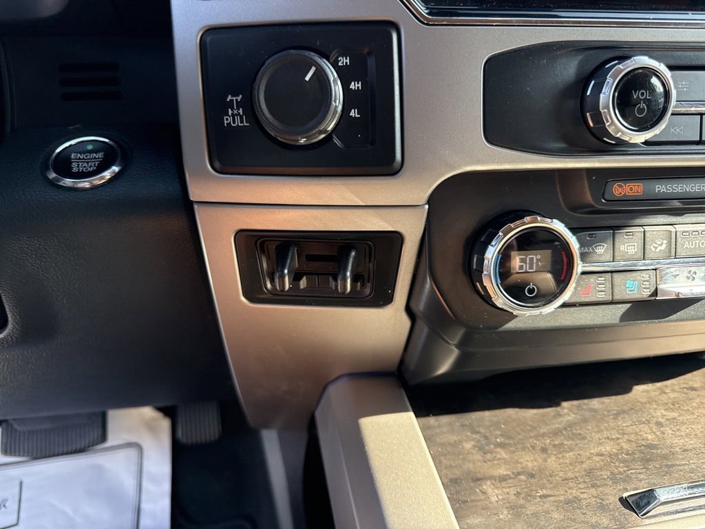 Used 2022 Ford F250 Lariat w/ Lariat Ultimate Package image 32