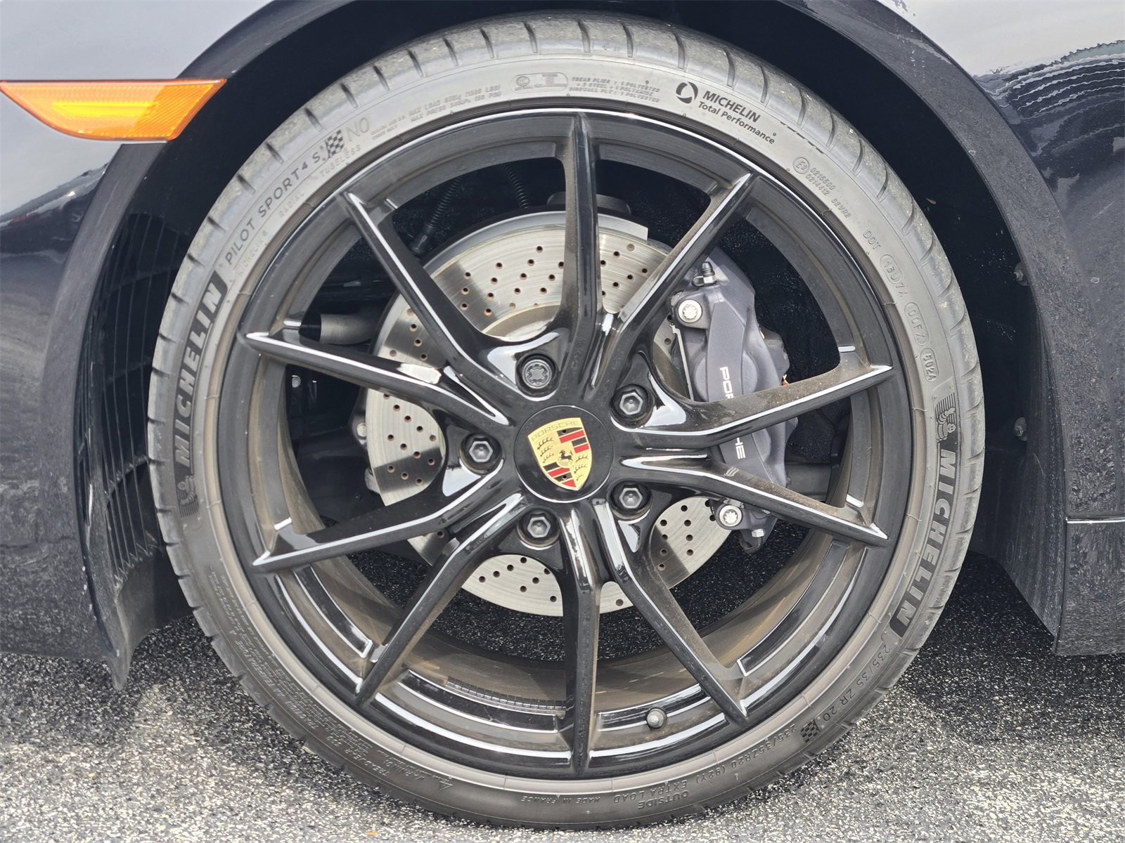 Used 2025 Porsche 718 Cayman image 10