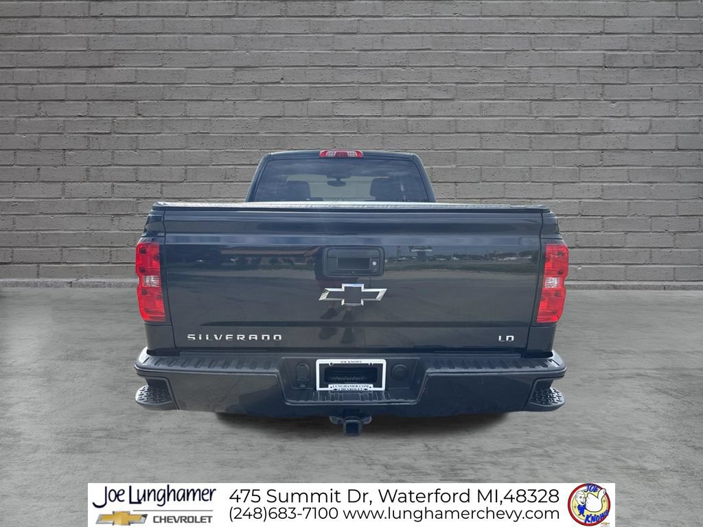 Used 2019 Chevrolet Silverado 1500 LT w/ LPO, Black Pack AWD/4WD image 4