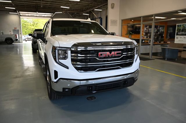 New 2026 GMC Sierra 1500 SLT w/ SLT Premium Plus Package AWD/4WD image 3