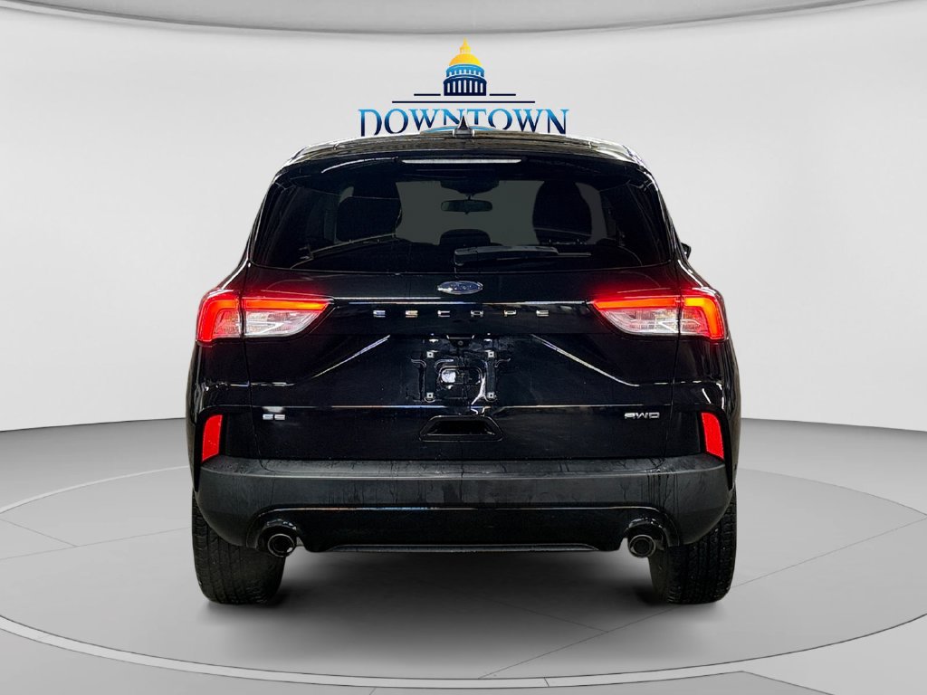 Used 2022 Ford Escape SE w/ SE Sport Appearance Package AWD/4WD image 4