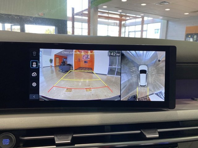 New 2025 Hyundai Tucson Limited image 22