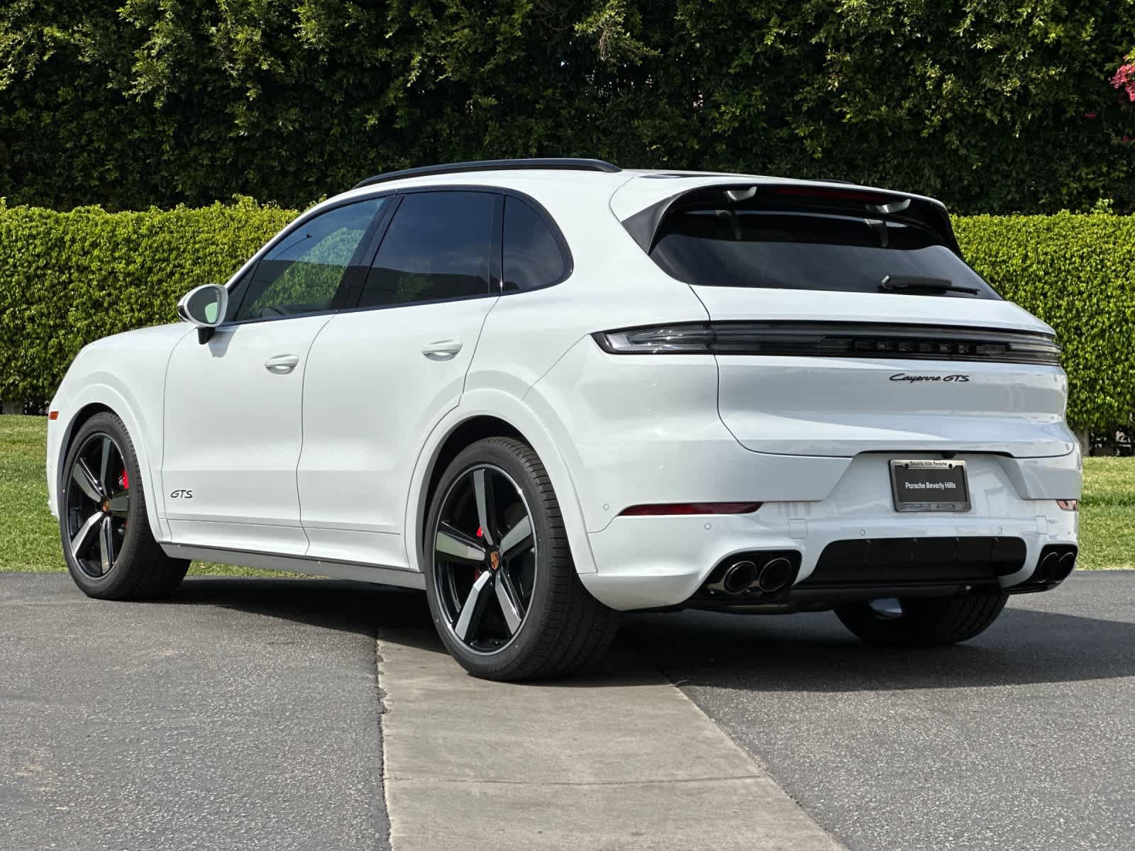 New 2026 Porsche Cayenne GTS AWD/4WD image 3