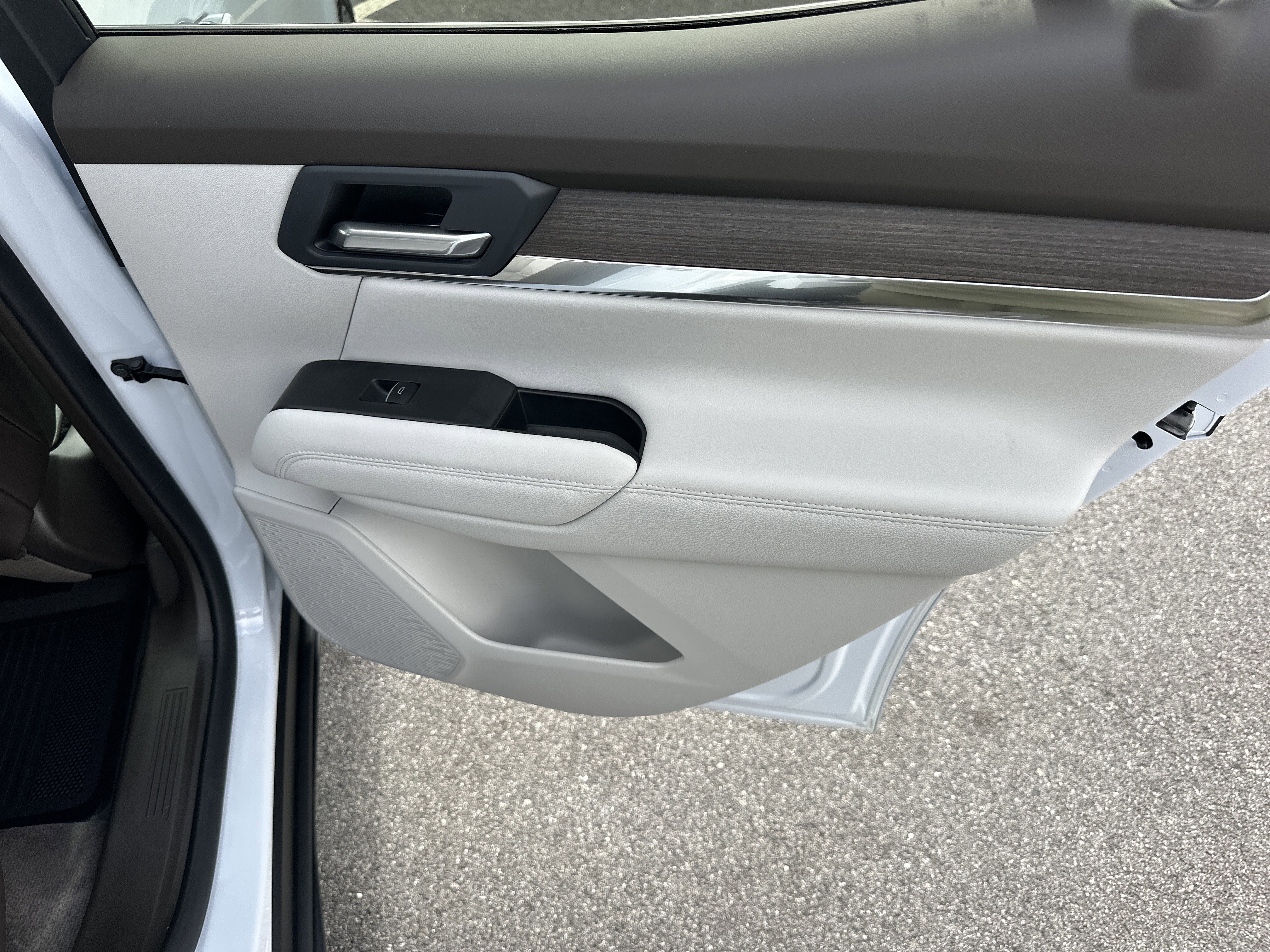 Certified 2026 GMC Terrain Denali w/ LPO, Floor Liner Package image 17