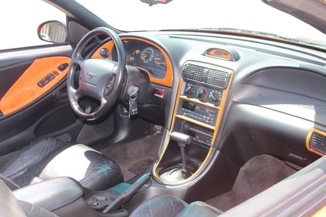 Used 1996 Ford Mustang GT RWD image 9