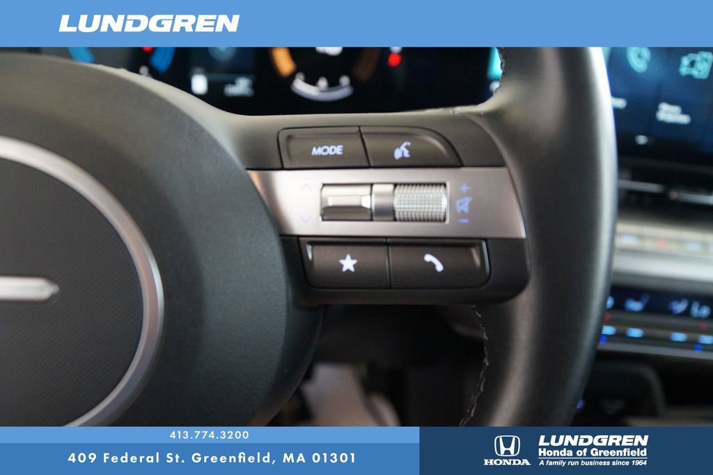Used 2025 Hyundai Kona SEL AWD/4WD image 19