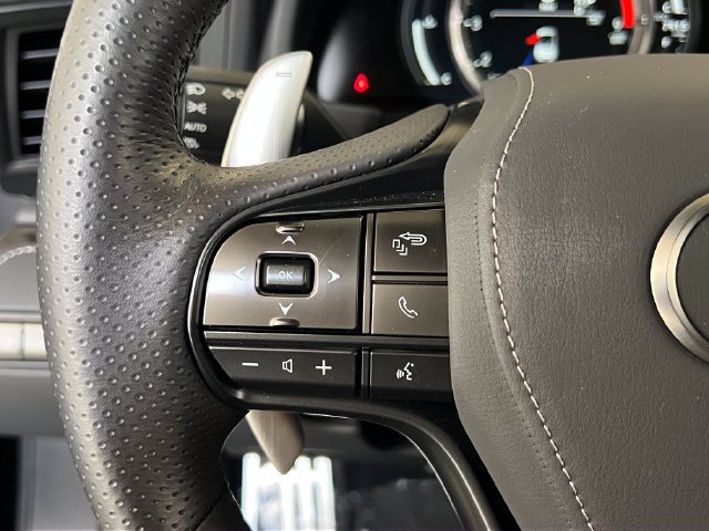 Used 2024 Lexus LC 500 Convertible w/ Touring Package RWD image 35