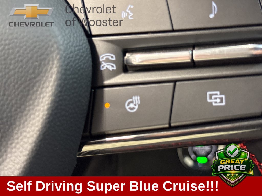 New 2027 Chevrolet Traverse RS AWD/4WD image 3