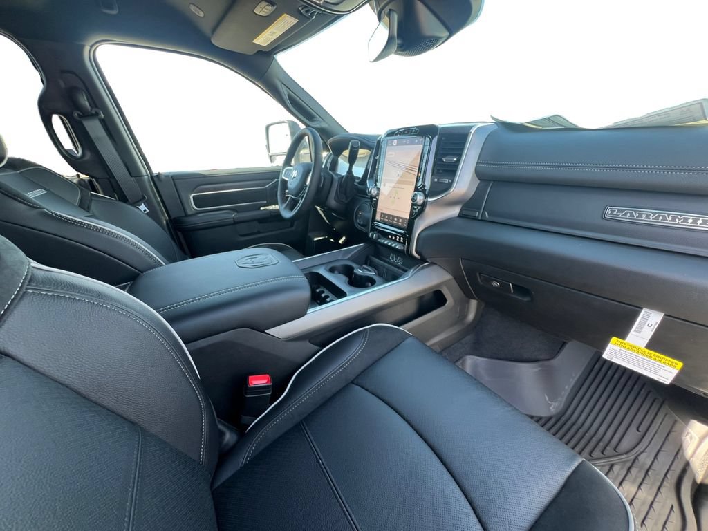 New 2026 RAM 3500 Laramie w/ Night Edition AWD/4WD image 24