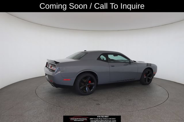 Used 2018 Dodge Challenger SXT RWD image 20