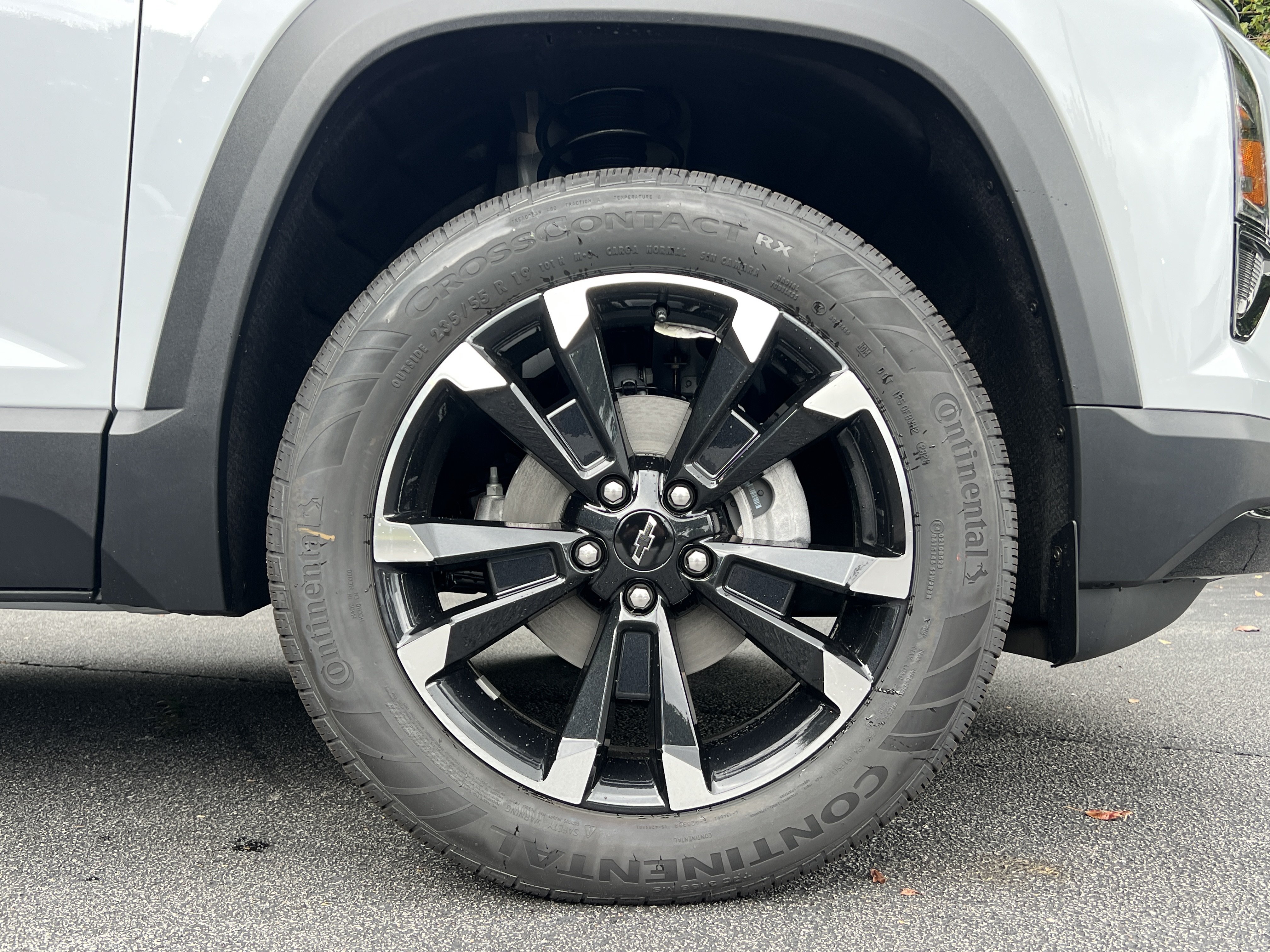 New 2027 Chevrolet Equinox RS FWD image 13