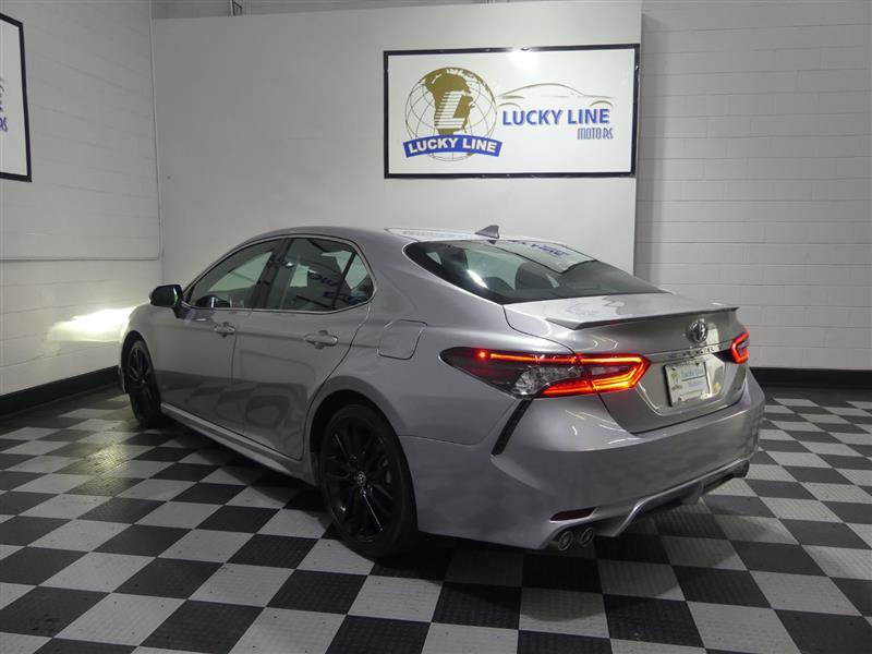 Used 2023 Toyota Camry XSE FWD image 11