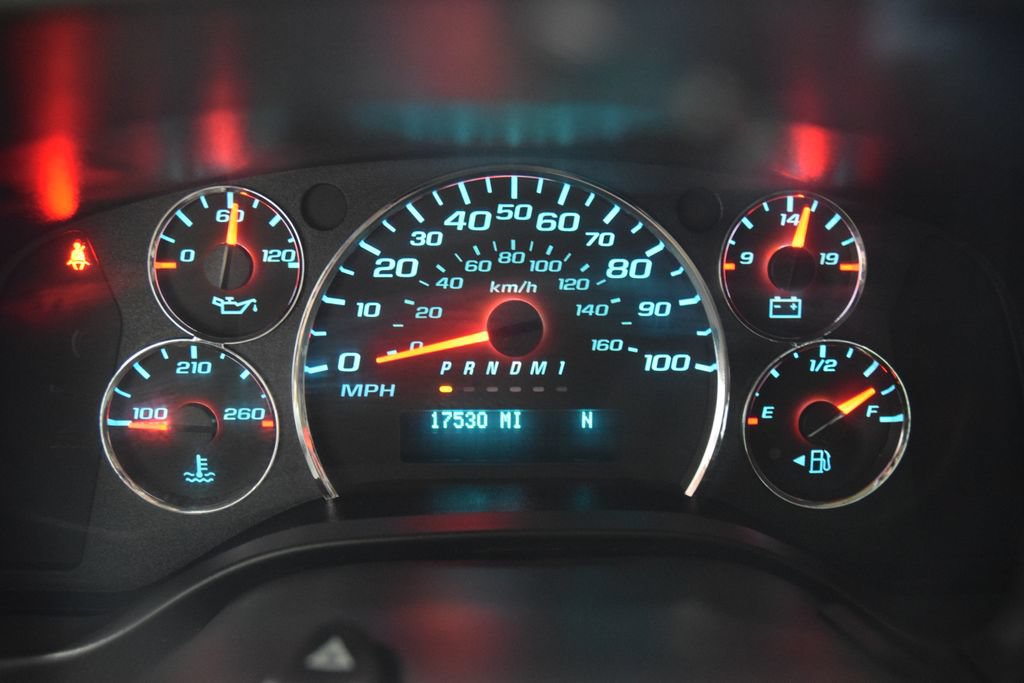 Used 2025 Chevrolet Express 3500 LT w/ LT Preferred Equipment Group RWD image 40