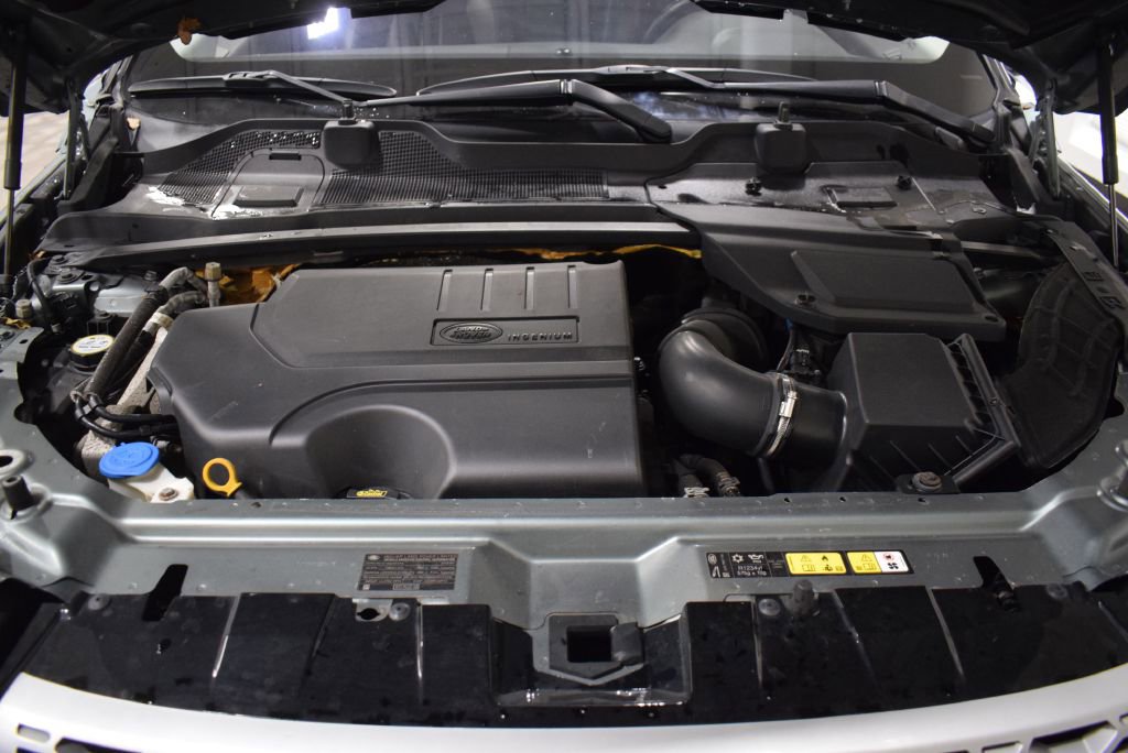 Used 2018 Land Rover Discovery Sport HSE image 33