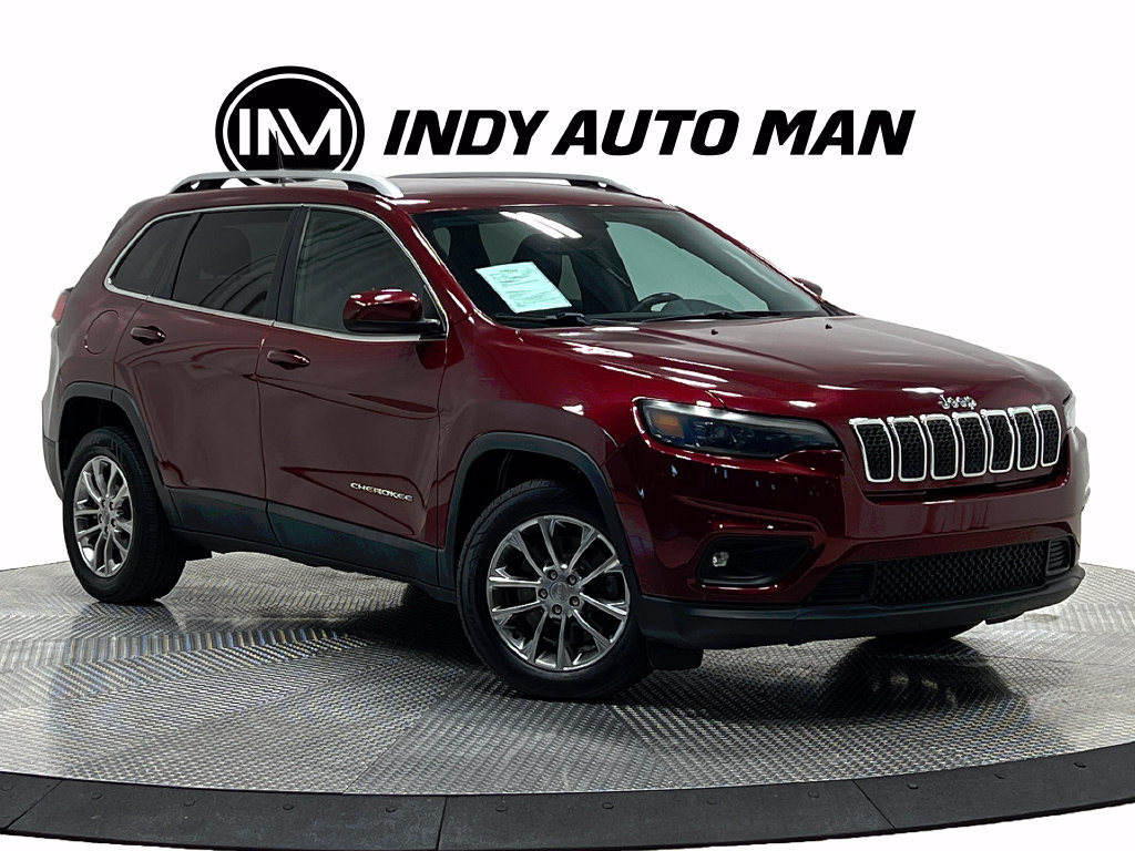 Used 2019 Jeep Cherokee Latitude Plus w/ Comfort/Convenience Group FWD image 2