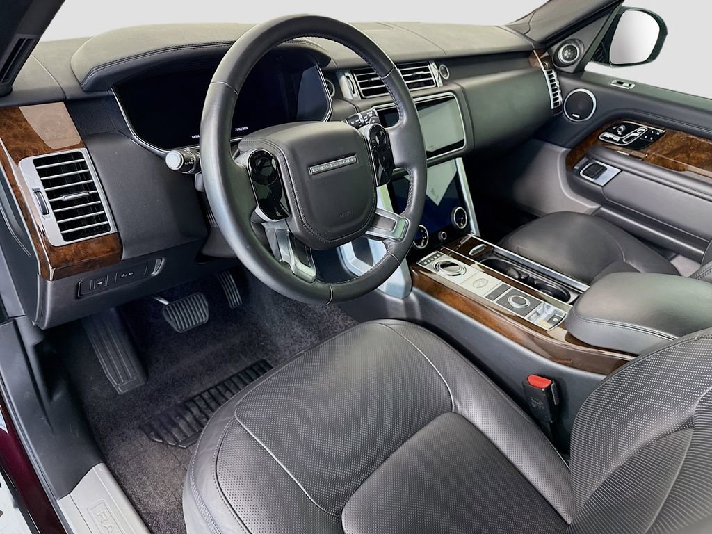 Used 2020 Land Rover Range Rover HSE image 9