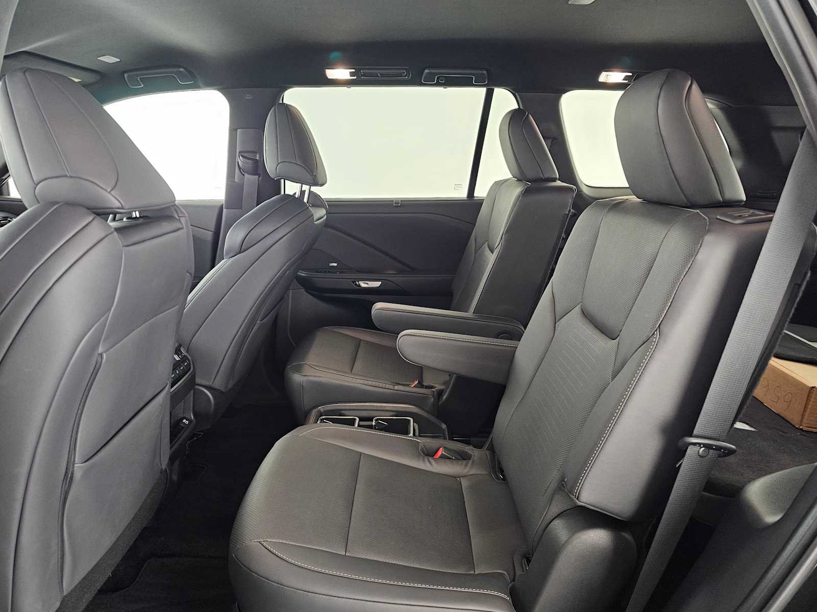 Certified 2025 Lexus TX 500h AWD w/ Technology Package image 18