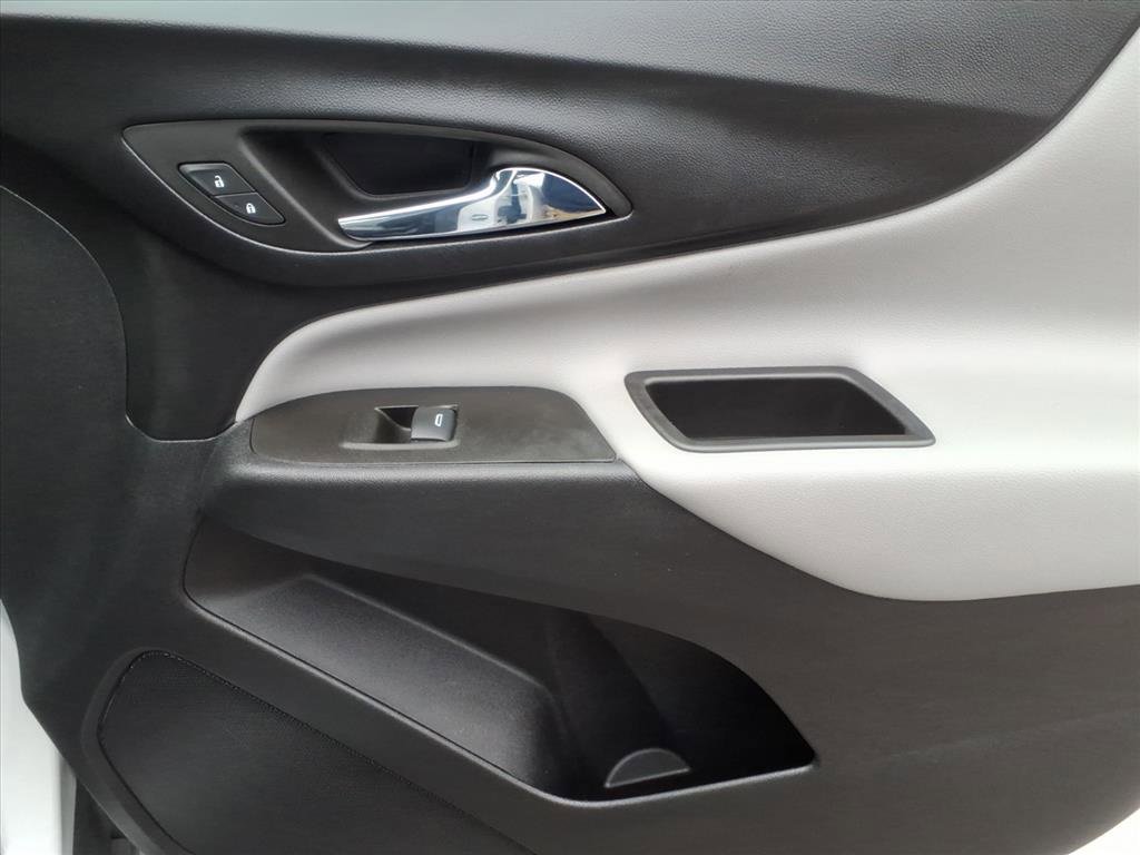 Used 2023 Chevrolet Equinox LS image 20