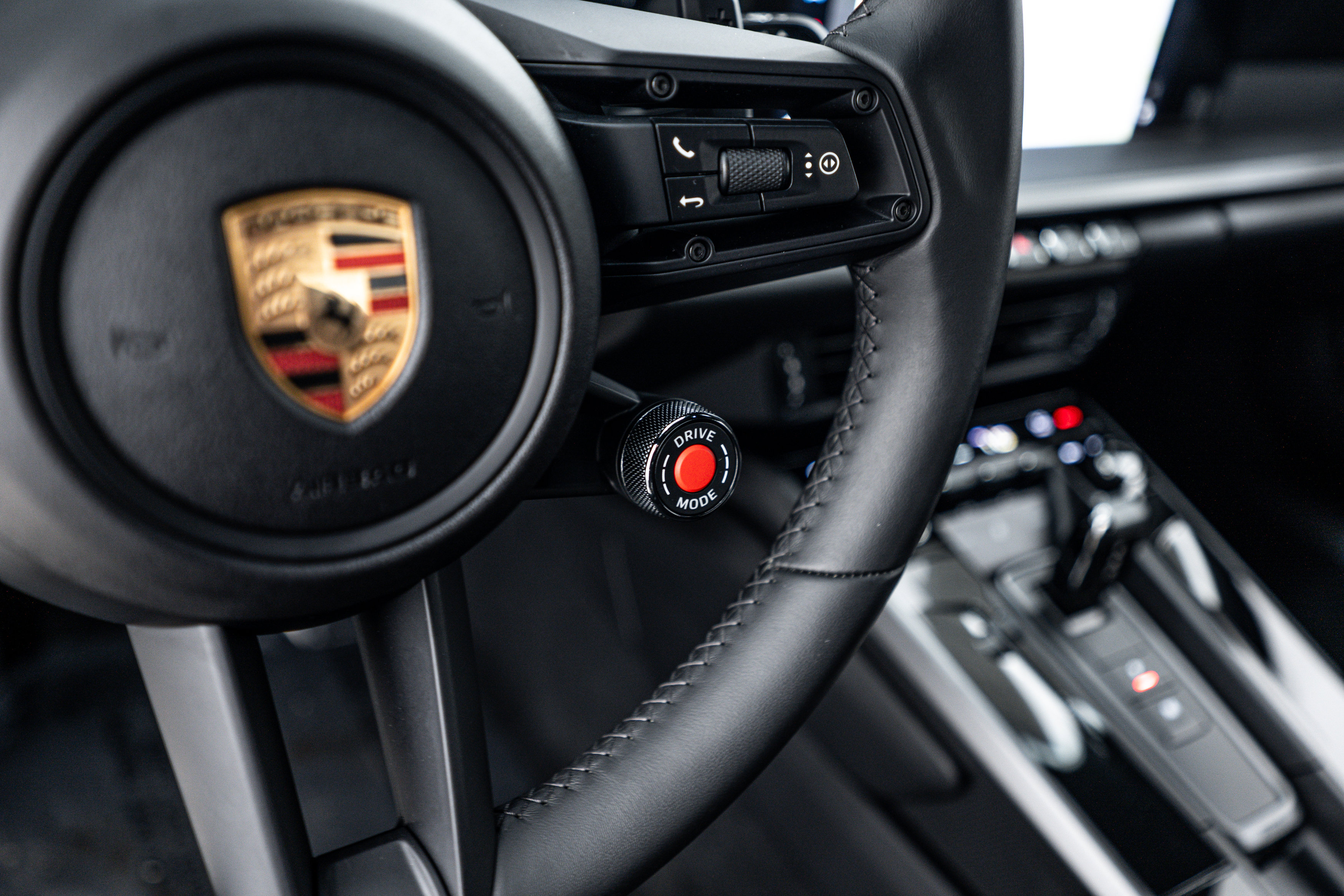 Certified 2025 Porsche 911 Carrera image 19