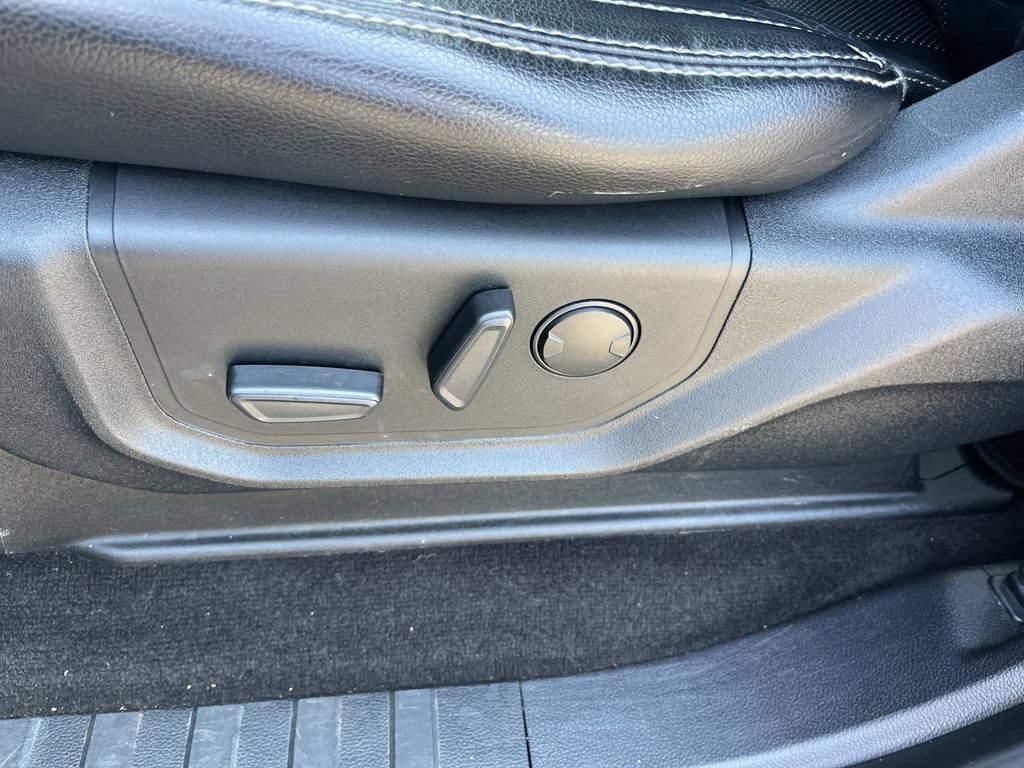 Used 2019 Ford F150 Lariat AWD/4WD image 31