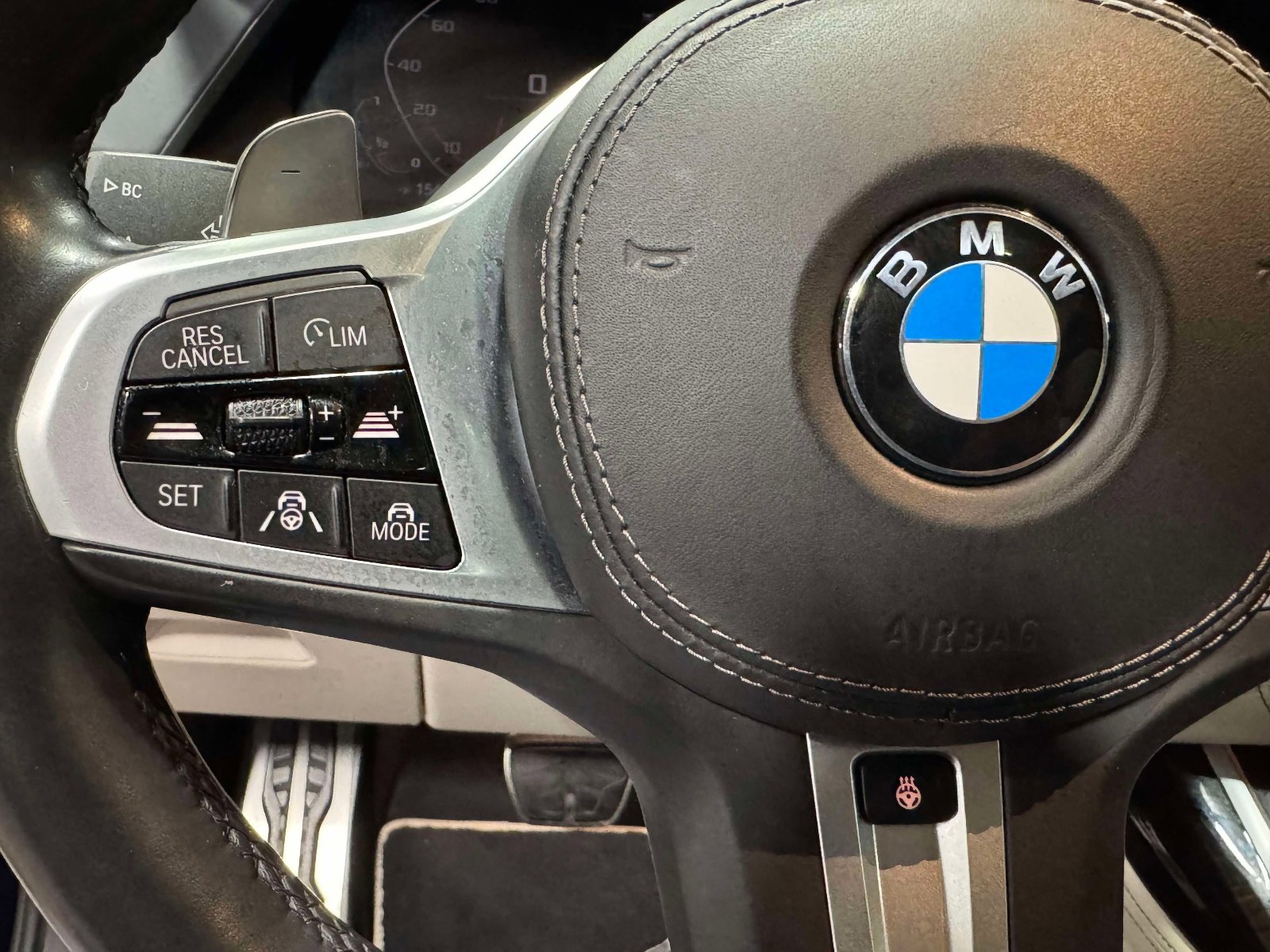 Used 2020 BMW X7 M50i image 33