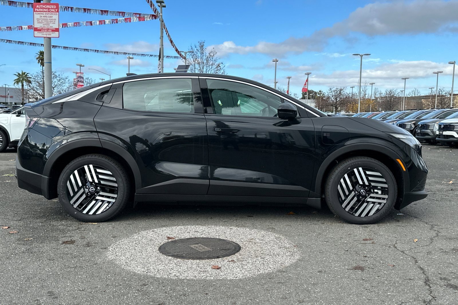 New 2026 Nissan Leaf SV+ w/ Floor Mat Package (SV+) image 3