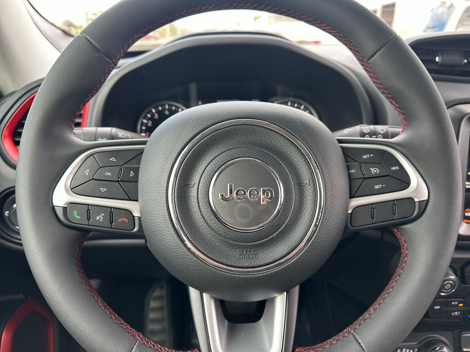 Used 2023 Jeep Renegade Trailhawk w/ Trailer Tow Group image 23